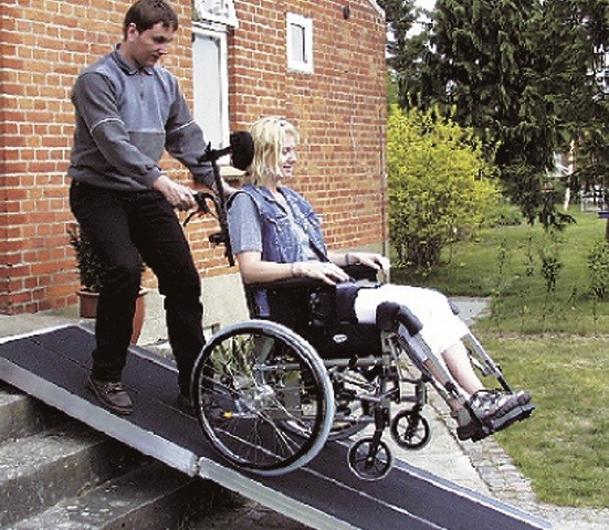 Podjazdy dla niepełnosprawnych na schody